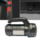 Lanterna de Mão com Ferramentas